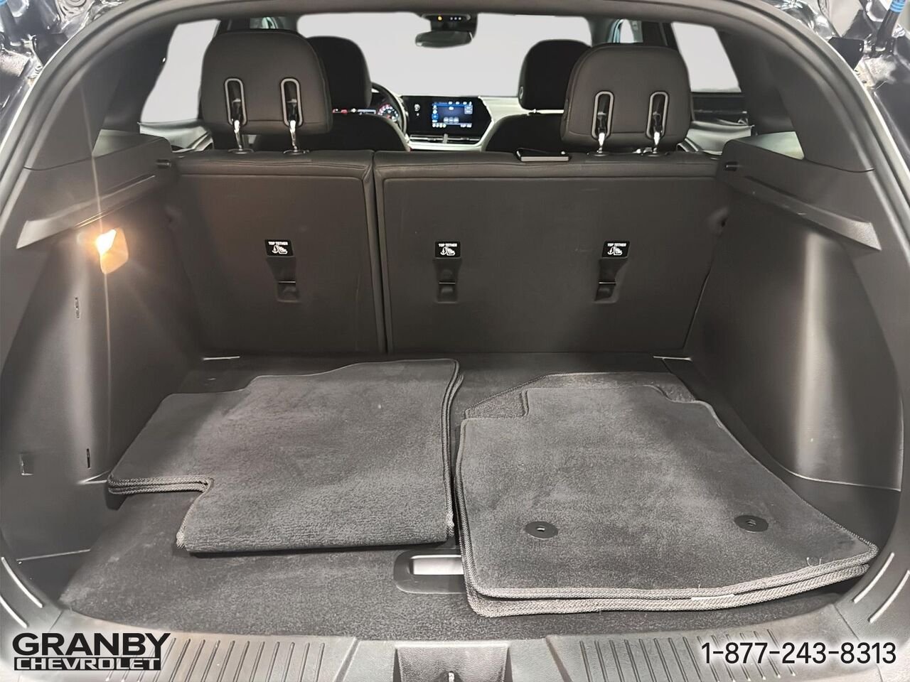 Chevrolet Trax 1RS 4 portes | G3886 2025 Noir Granby - photo #8