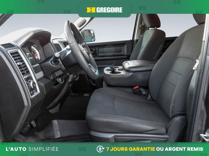 2019 Ram 1500 Grey Saint-Eustache - photo #11