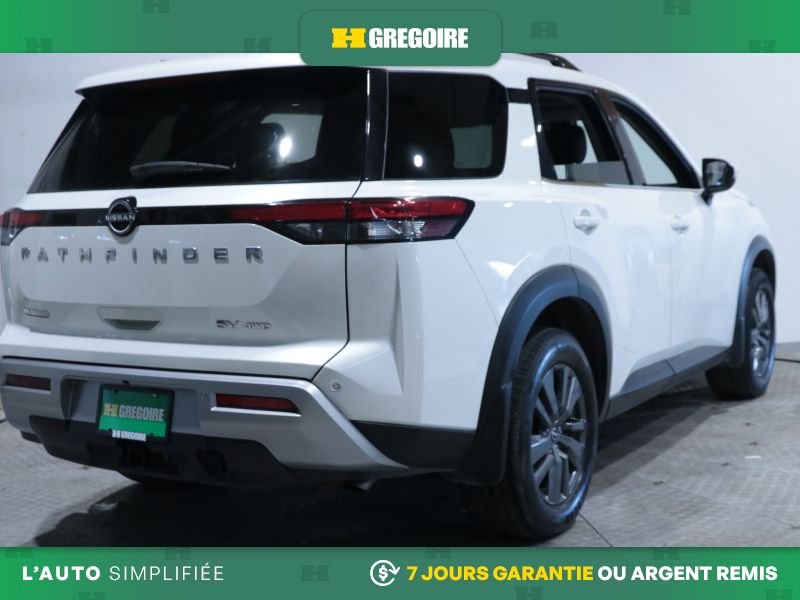 2022 Nissan Pathfinder White Laval - photo #7