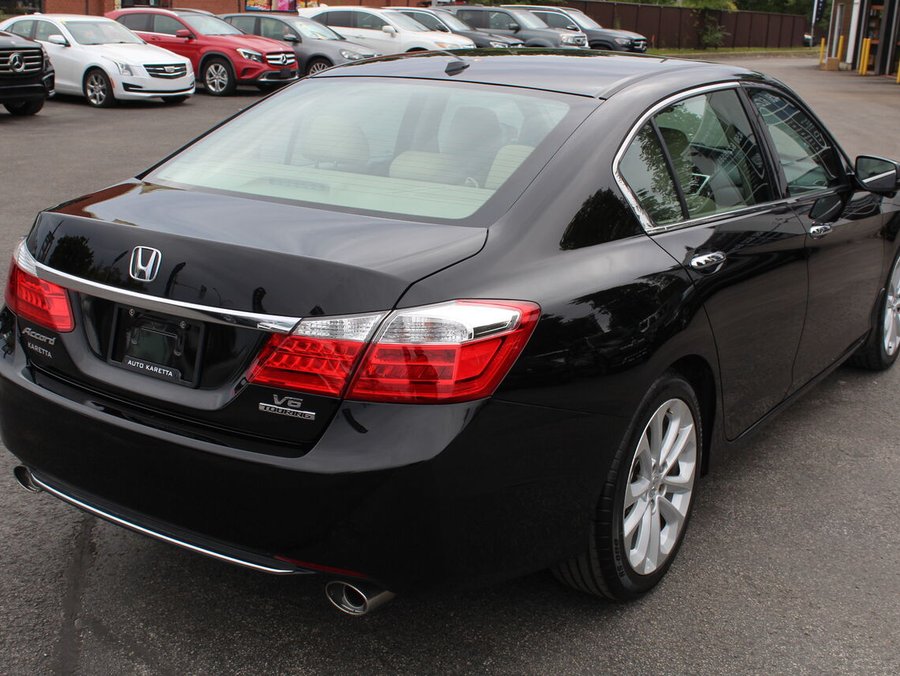 Honda Berline Accord Touring Toit ouvrant Navigation Camera Cuir Mags 2015 Noir