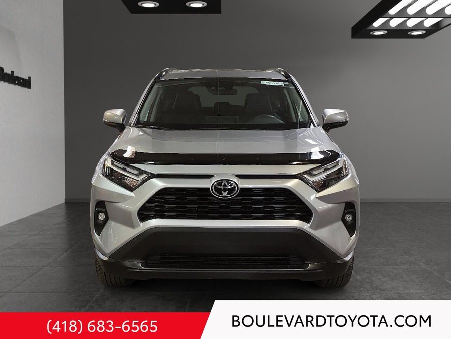 Toyota RAV4 XLE, AWD, GROUPE PREMIUM 2022 Argent