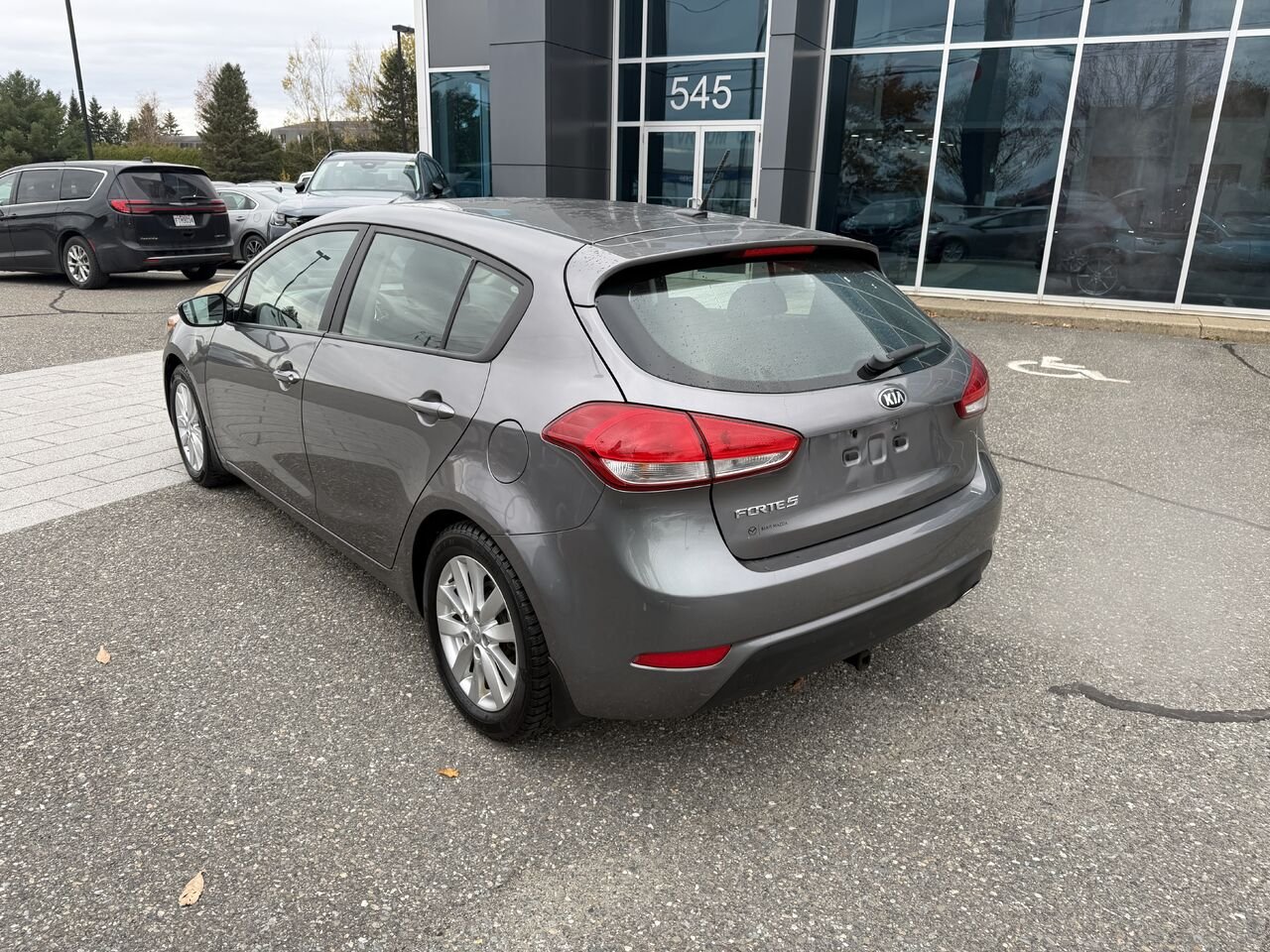 2016 Kia Forté 5 Silver Ste-Marie - photo #3
