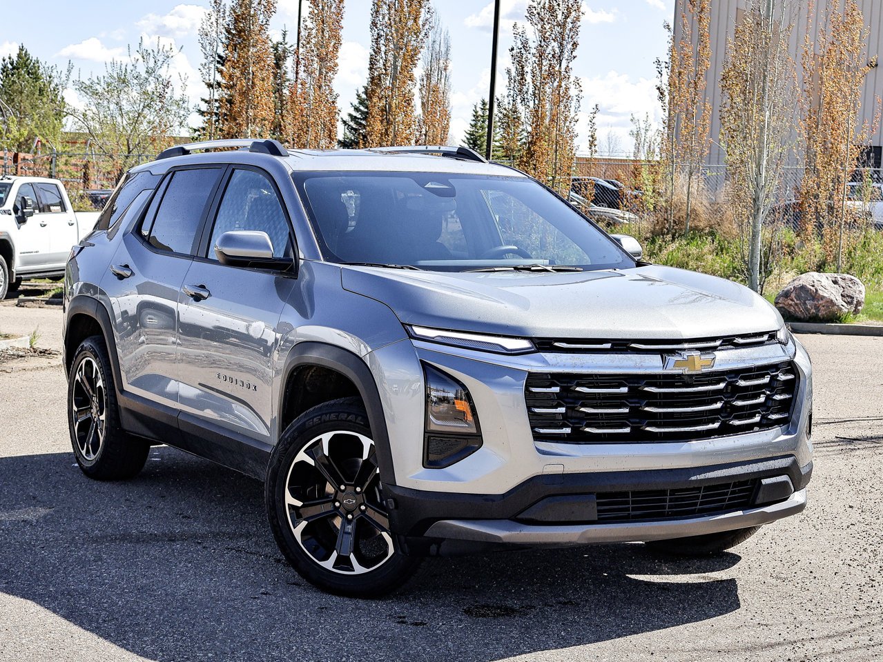 2026 Chevrolet Equinox AWD 4dr LT w/2LT Grey Sherwood Park - photo #1