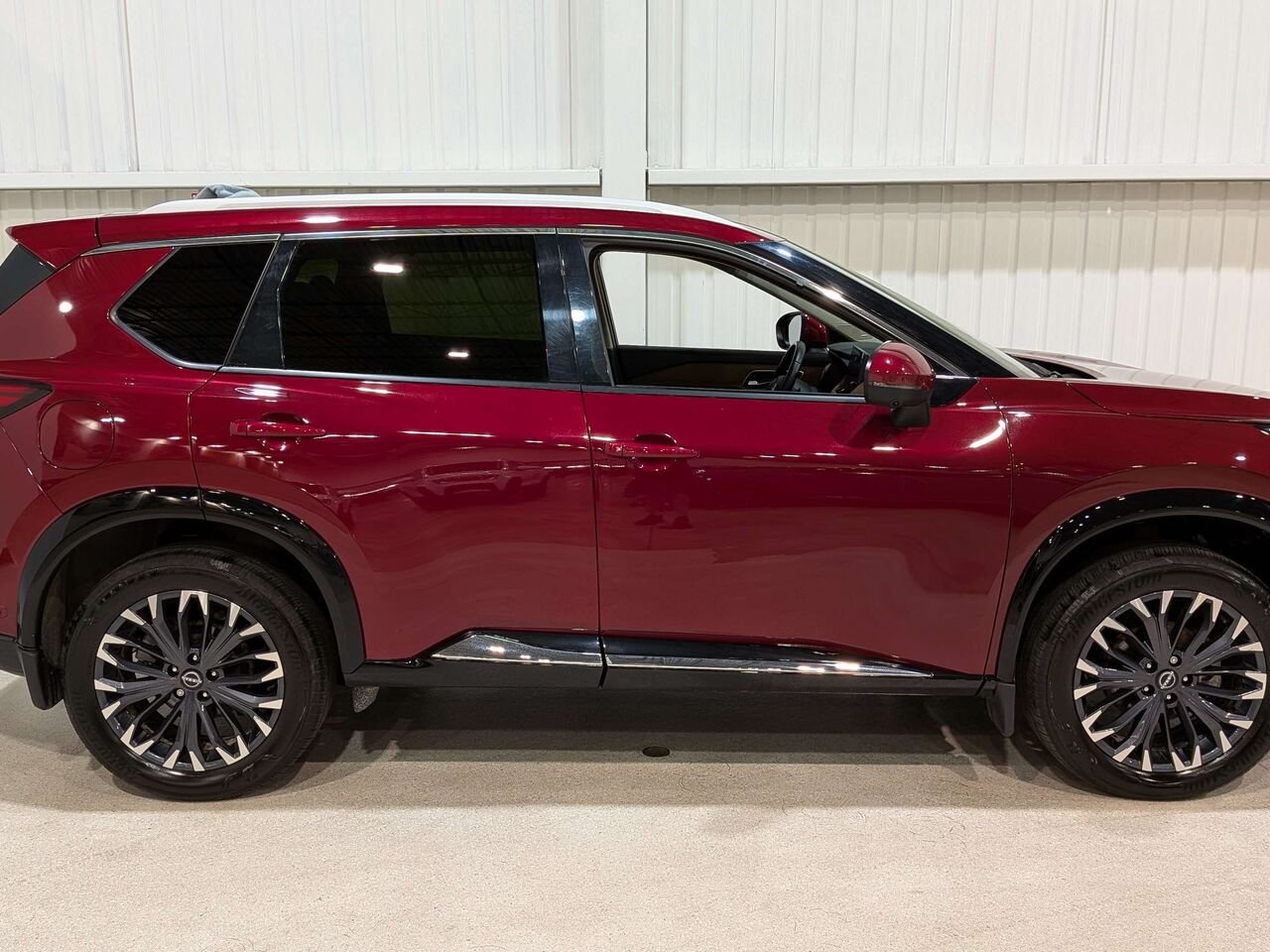 2024 Nissan Rogue AWD Platinum Red Val-David - photo #6