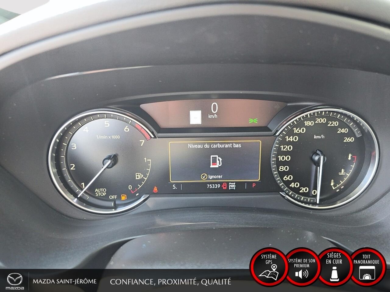 2023 Cadillac XT4 Sport | TOIT PANORAMIQUE | CUIR | AWD | SIÈGES AVANT ET ARRIÈRE CHAUFFANTS Grey Saint-Jérôme - photo #15