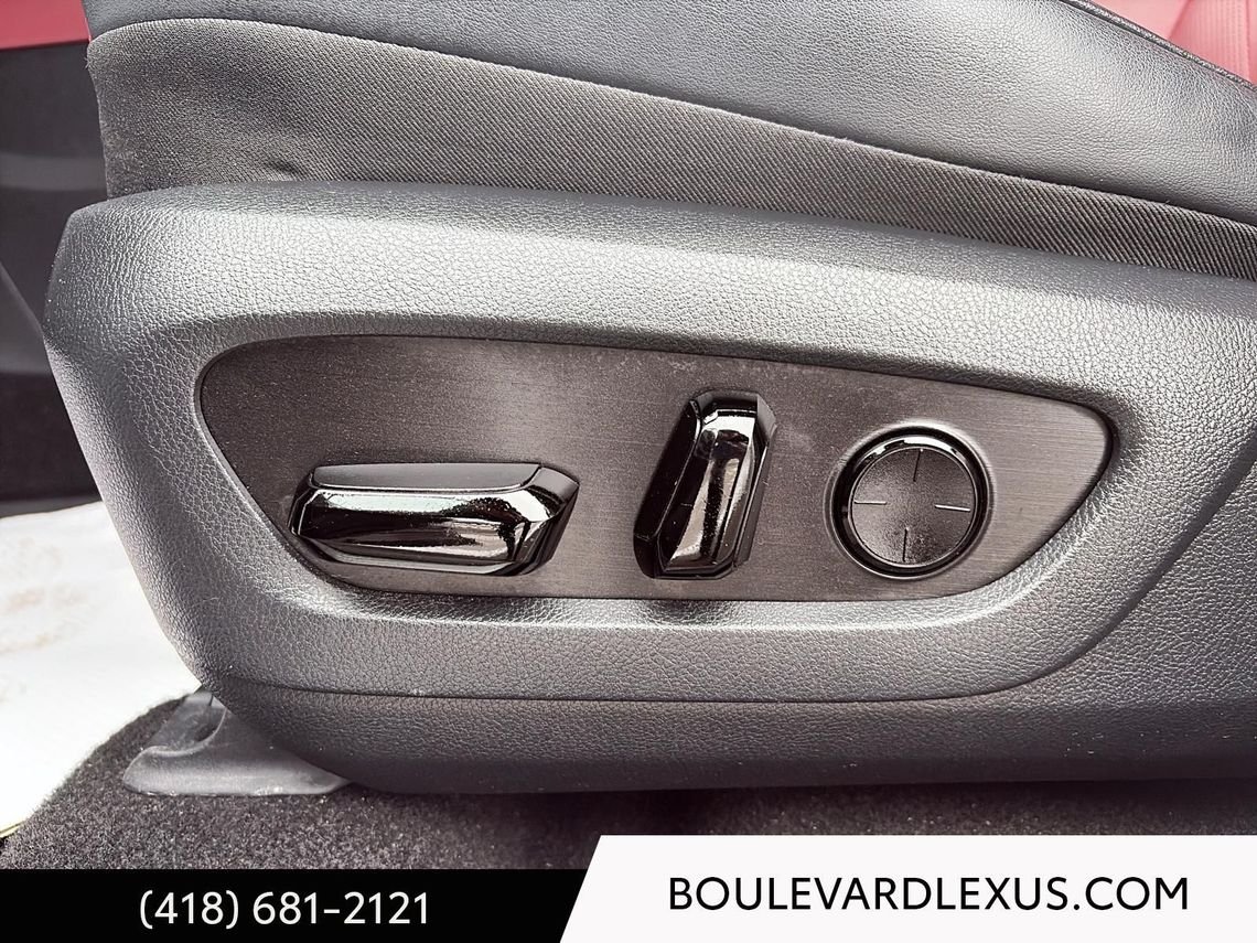 2023 Lexus NX Silver Quebec - photo #31