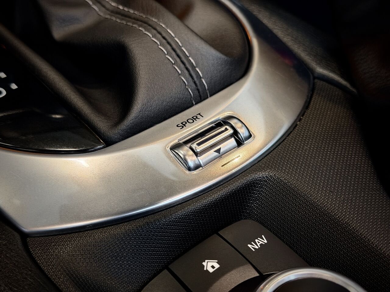 2023 Mazda MX-5 Black Notre-Dame-des-Prairies - photo #29