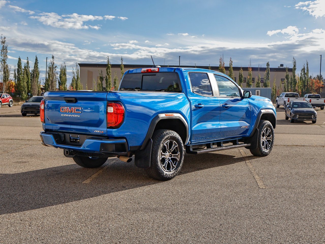 2024 GMC Canyon 4WD Crew Cab AT4 Blue Sherwood Park - photo #12