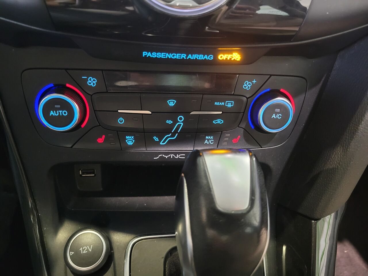 Ford Focus Electric 2016 Blanc Longueuil, - photo #24