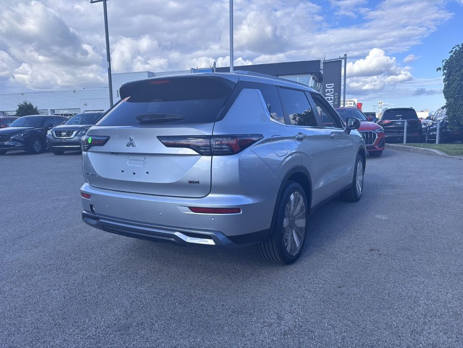 2026 Mitsubishi Outlander SEL S-AWC utilitaire sport TI Sterling Silver