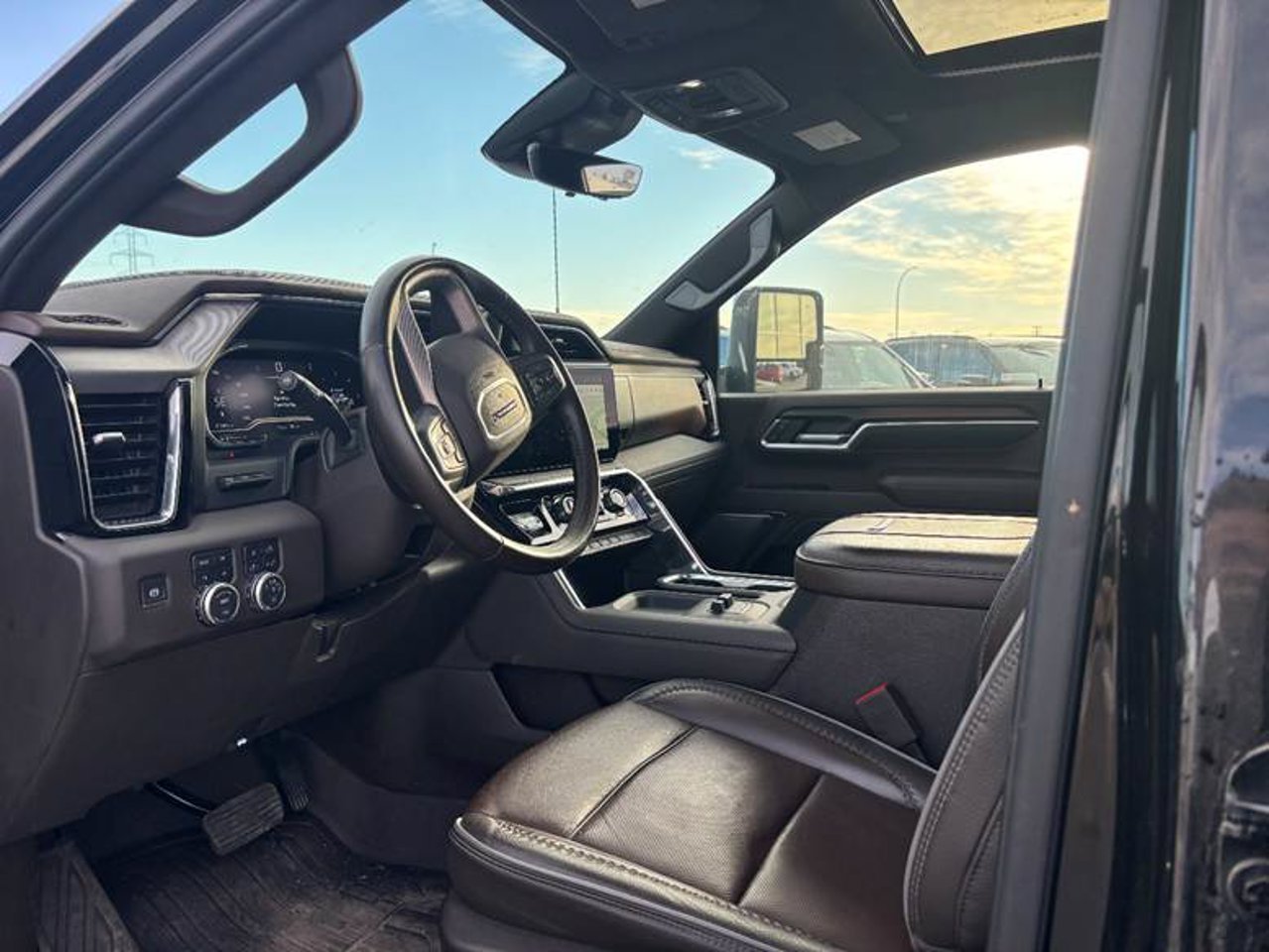2024 GMC Sierra 2500HD 4WD Crew Cab 159 Denali Black Sherwood Park - photo #5