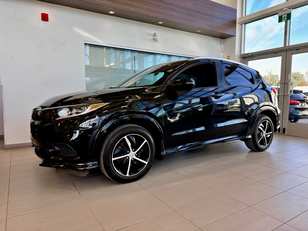 Honda HR-V 2021 Noir Notre-Dame-des-Prairies - photo #1