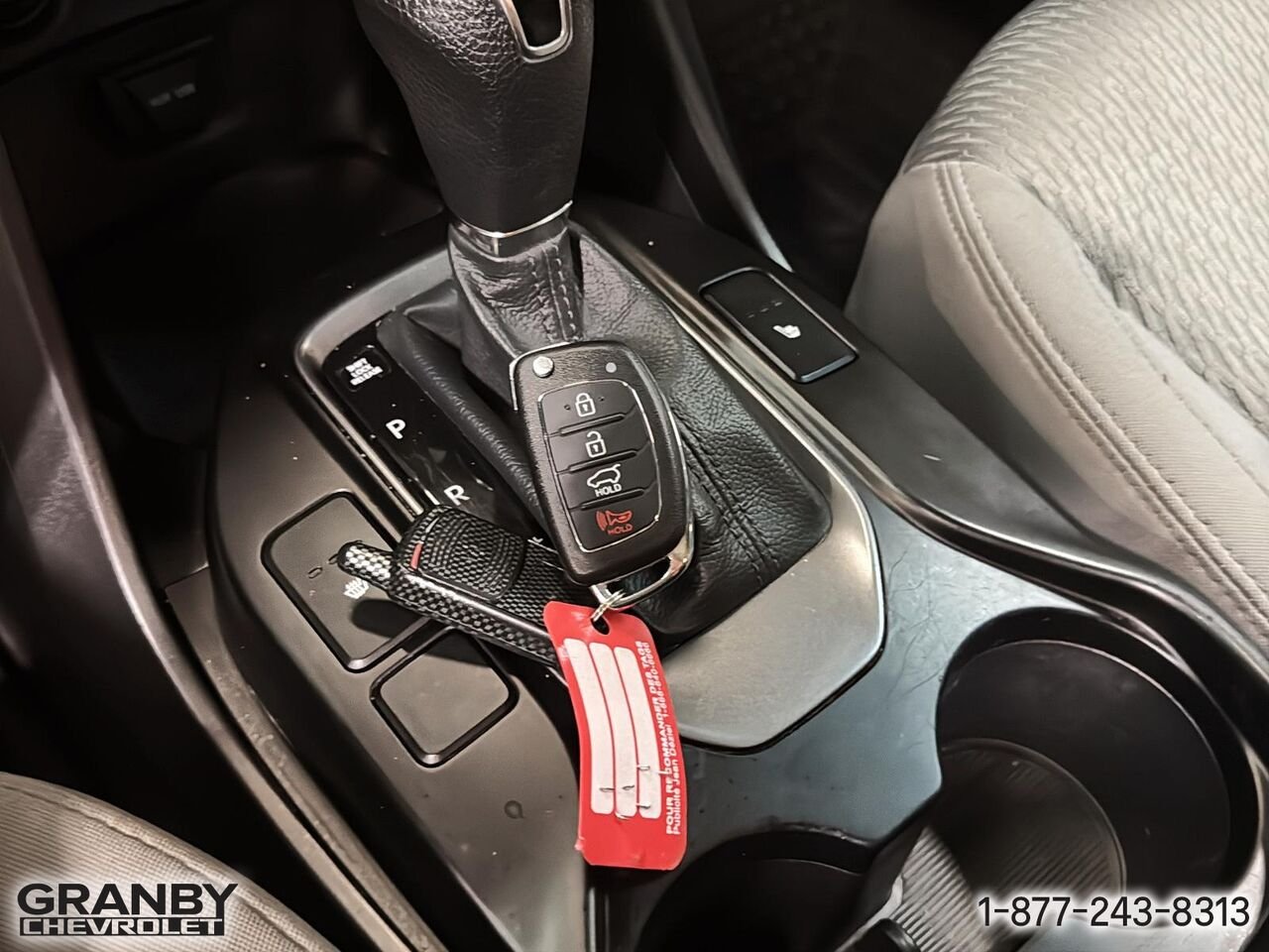 Hyundai Santa Fe Sport | 27-0033A 2015 Blanc Granby - photo #20
