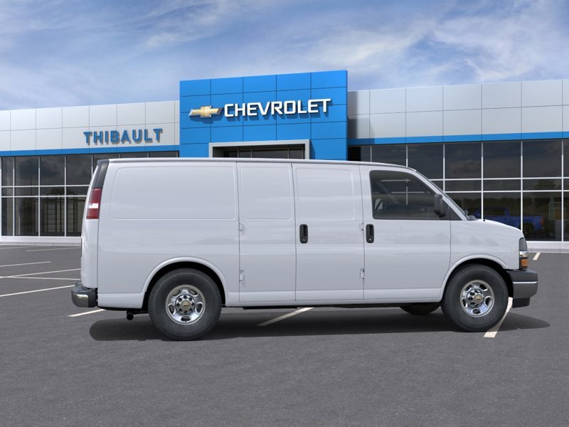 CHEVROLET Fourgonnette Express utilitaire Traction arrière 3500 135 po 2026 BLANC SOMMET