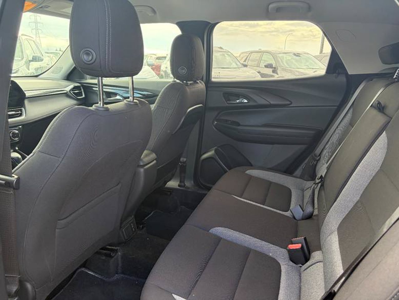 2024 Chevrolet Trailblazer AWD 4dr LT Black Sherwood Park - photo #5