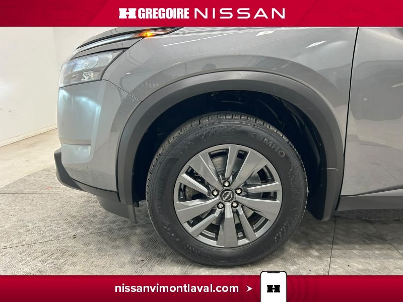 2024 Nissan Pathfinder Grey Laval - photo #24