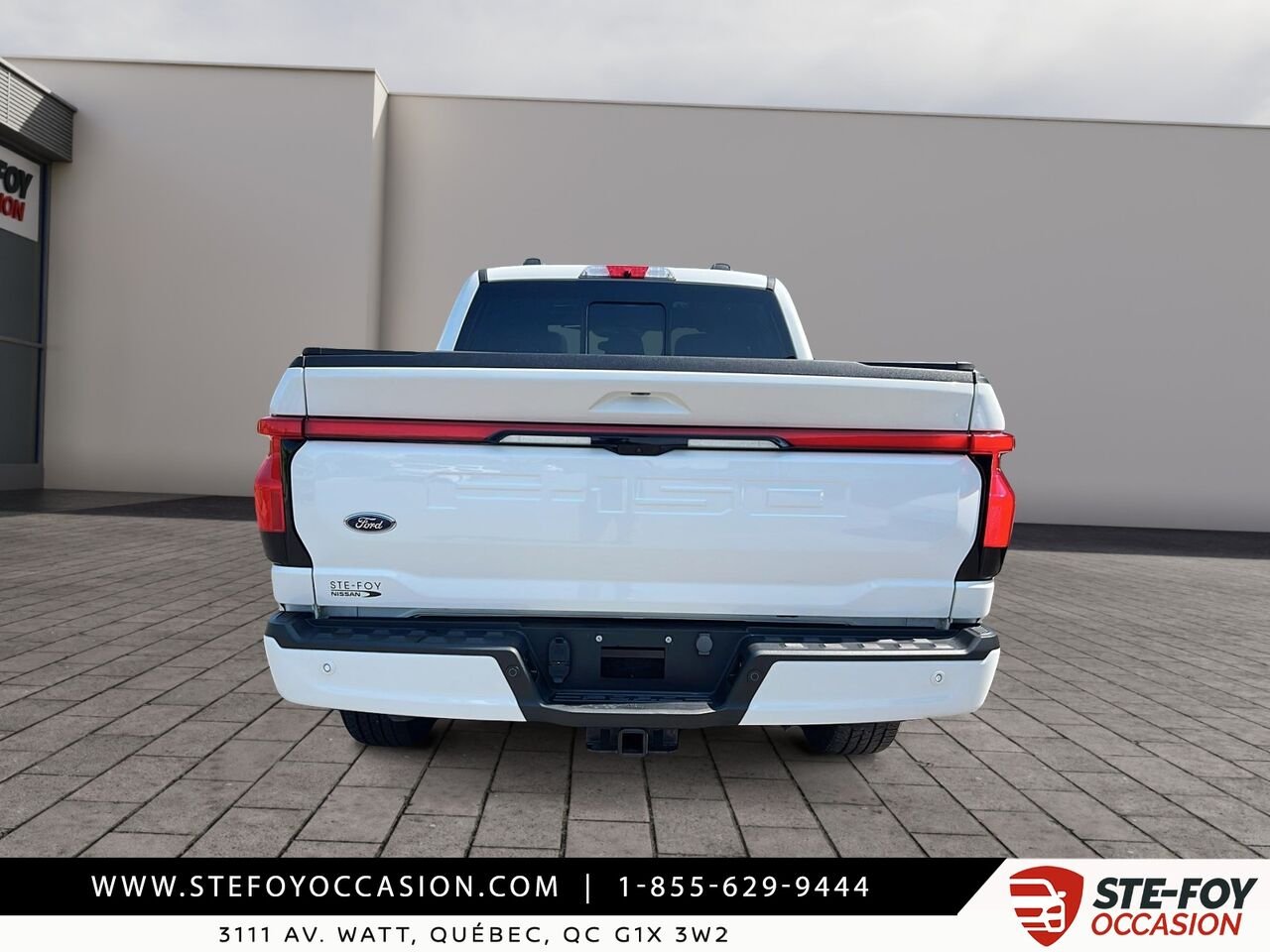 2023 Ford F-150 Lightning LARIAT SuperCrew LONG RANGE White Québec - photo #5