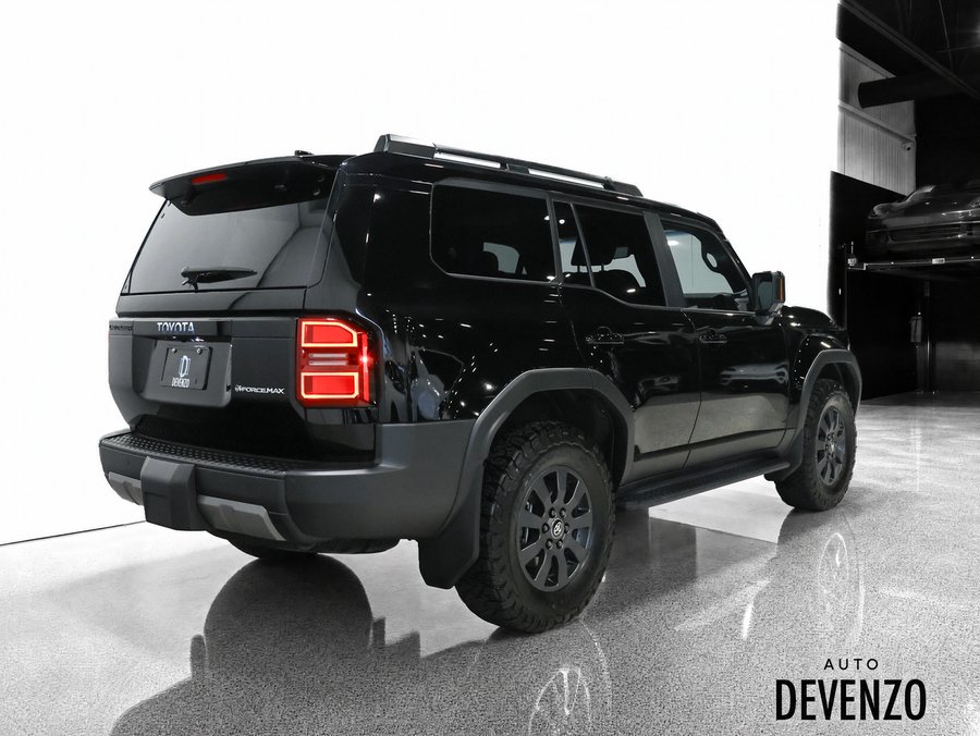 Toyota Land Cruiser 4 roues motrices 2024 Noir