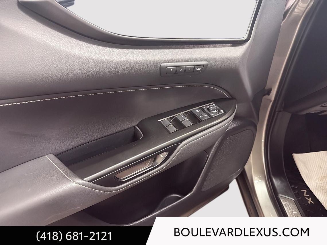 Lexus NX 19365A 2024 Argent Québec - photo #27