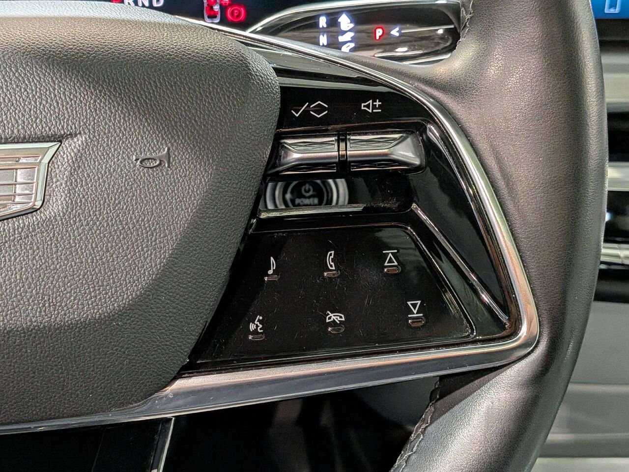 Cadillac LYRIQ 4dr Sport w/1SK 2024 Argent Val-David - photo #16