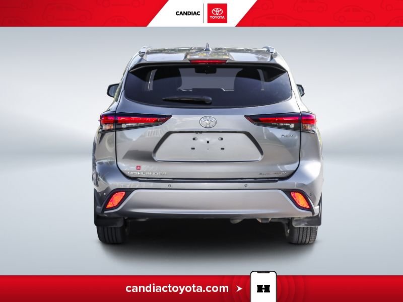 2026 Toyota Highlander Grey Blainville - photo #7