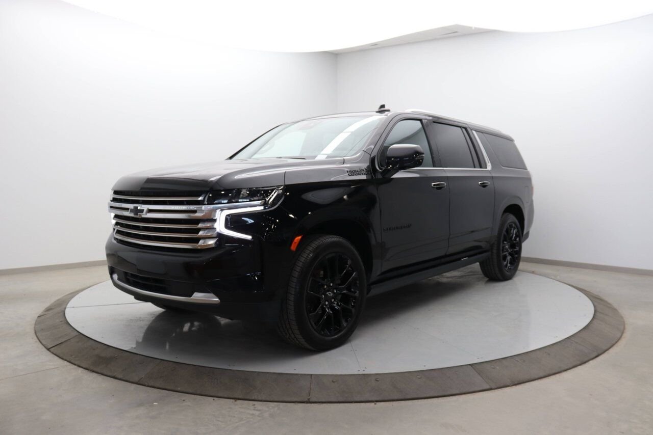 Chevrolet Suburban NIV 1GNSKGKT4PR480429 2023 Noir Chicoutimi - photo #20