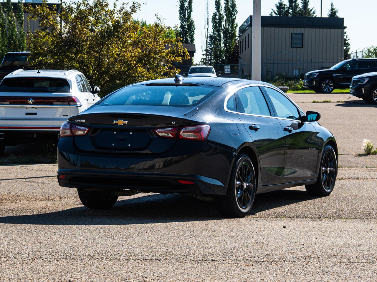 2022 Chevrolet Malibu 4dr Sdn LT Grey Sherwood Park - photo #12