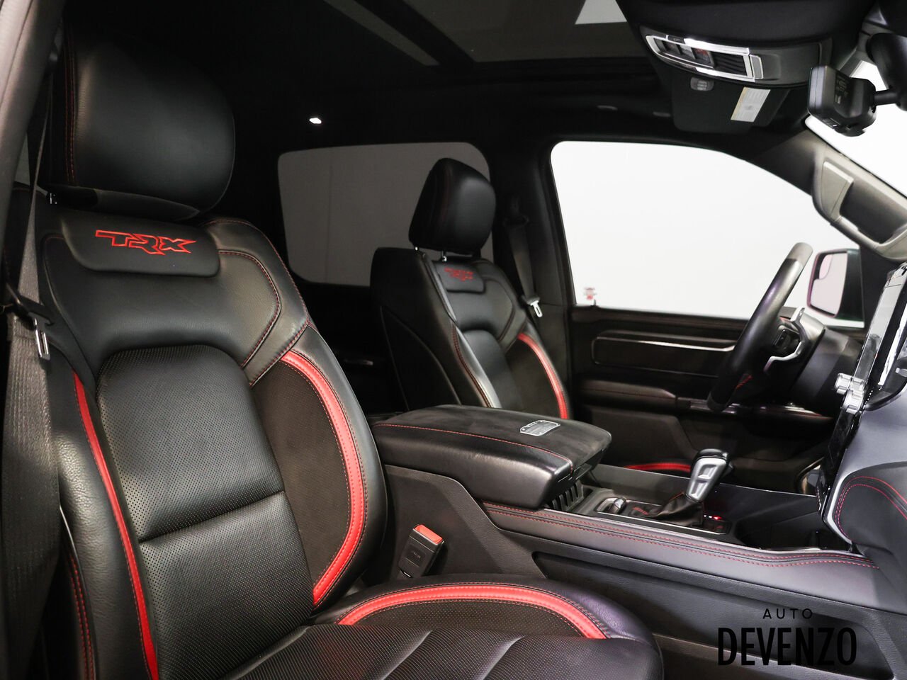 2021 Ram 1500 Black Saint-Eustache - photo #9