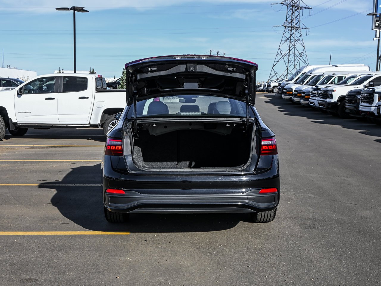 2025 Volkswagen Jetta Comfortline Auto Black Sherwood Park - photo #13
