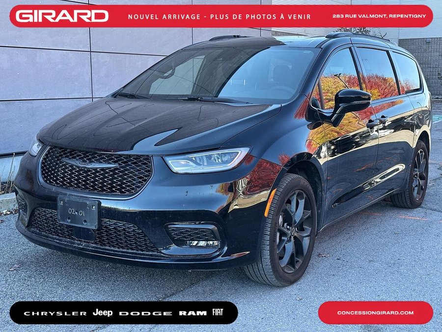 2026 CHRYSLER PACIFICA LIMITED Black