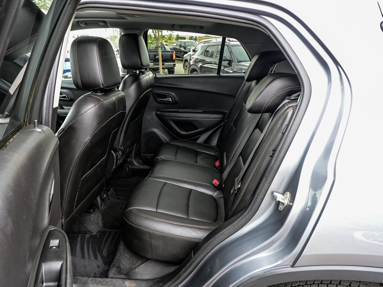 2020 Chevrolet Trax AWD 4dr Premier Grey Sherwood Park - photo #31