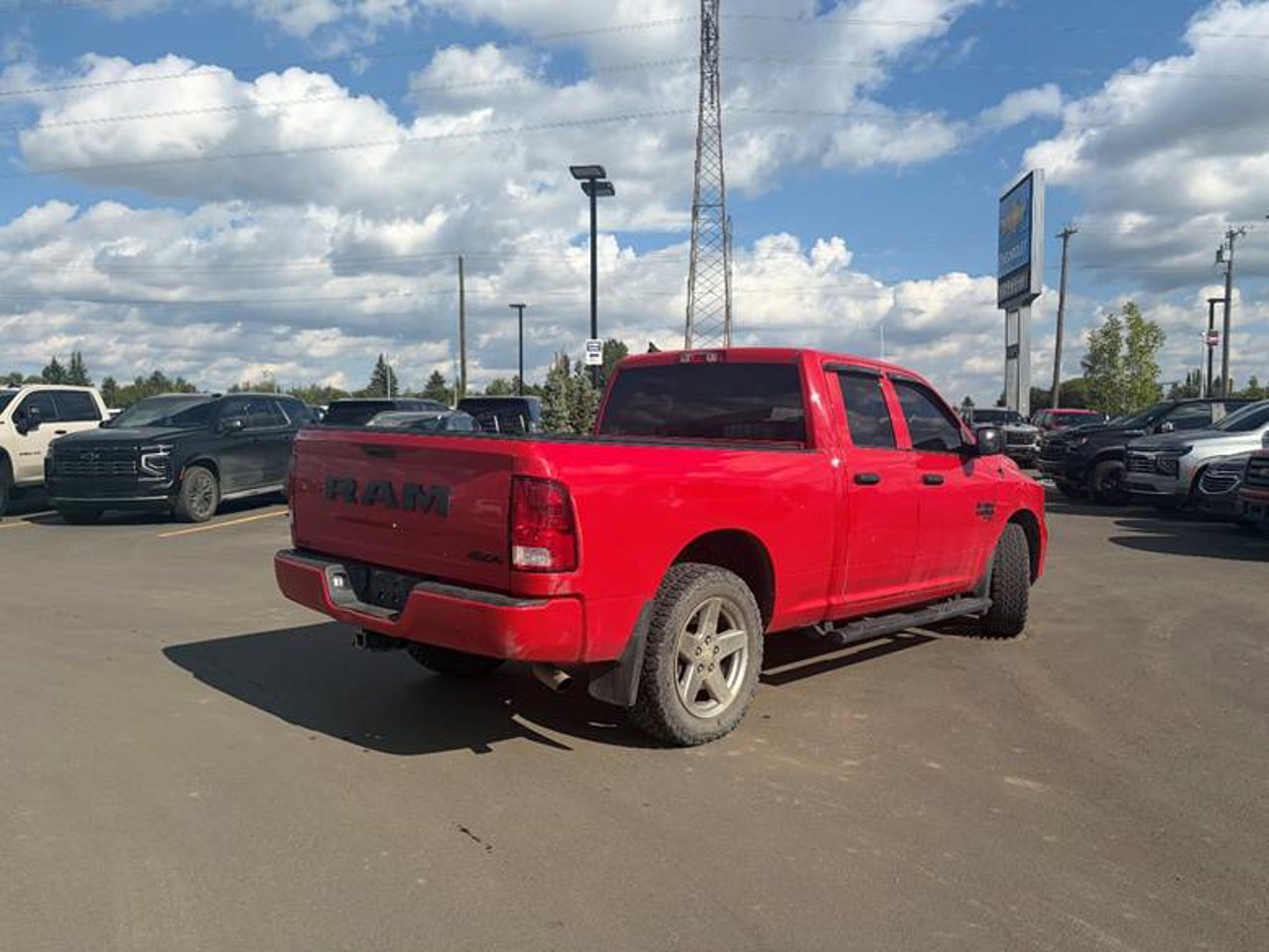 2021 Ram 1500 Classic Express 4x4 Quad Cab 6'4 Box Red Sherwood Park - photo #4