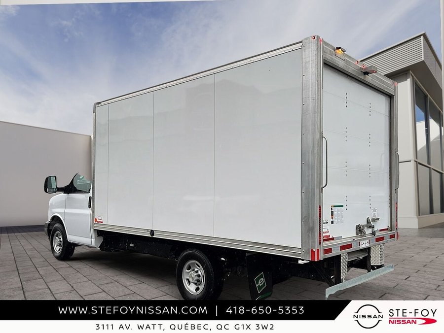 2025 Chevrolet Fourgonnette commerciale tronquée Express 2025 White