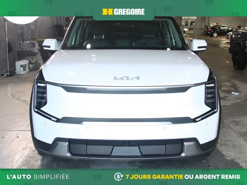 Kia EV9 822631 | Light AUTO A/C MAGS CUIR NAV CAM RECUL BLUETOOTH 2024 Blanc Laval - photo #1