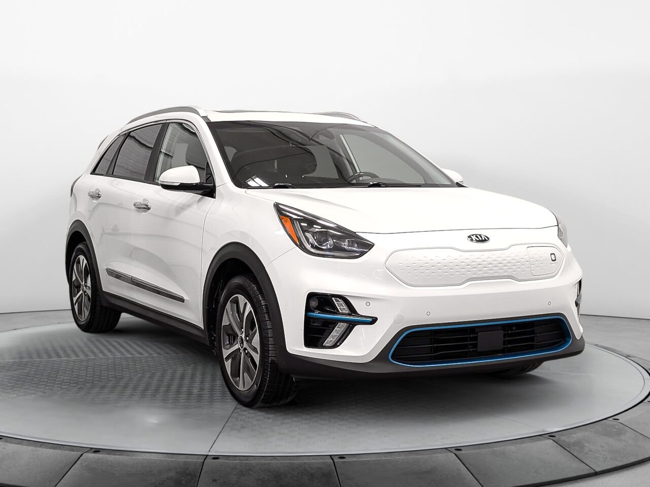 Kia NIRO EV SX Touring Toit Ouvrant Sièges Chauffants 2020 Sherbrooke - photo #2