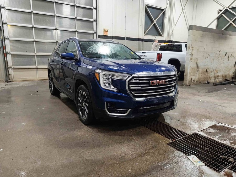 2022 GMC Terrain SLT Pro Grade 1.5T AWD | Sunroof | Navigation Blue