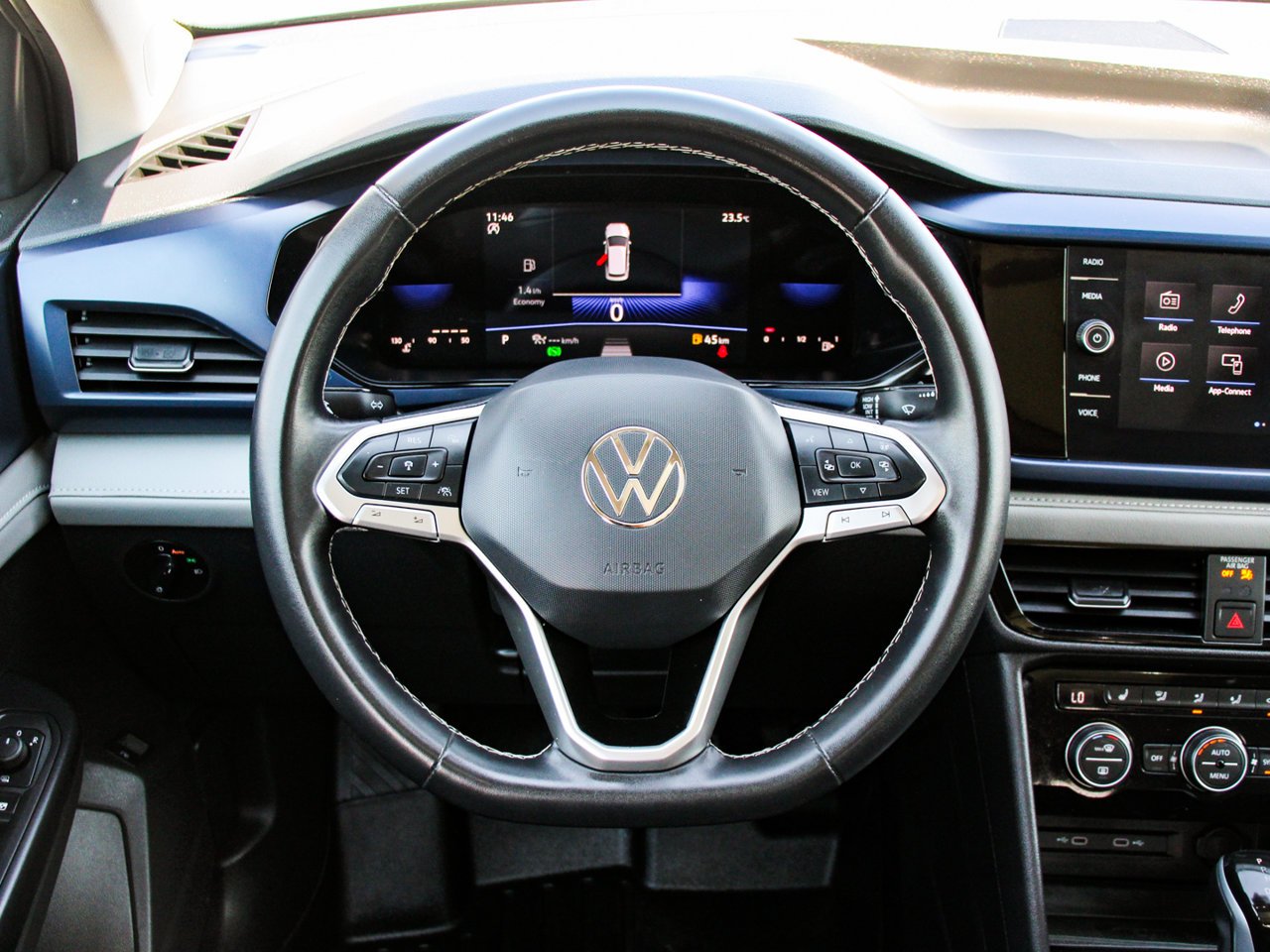 2024 Volkswagen Taos Comfortline FWD Grey Sherwood Park - photo #17
