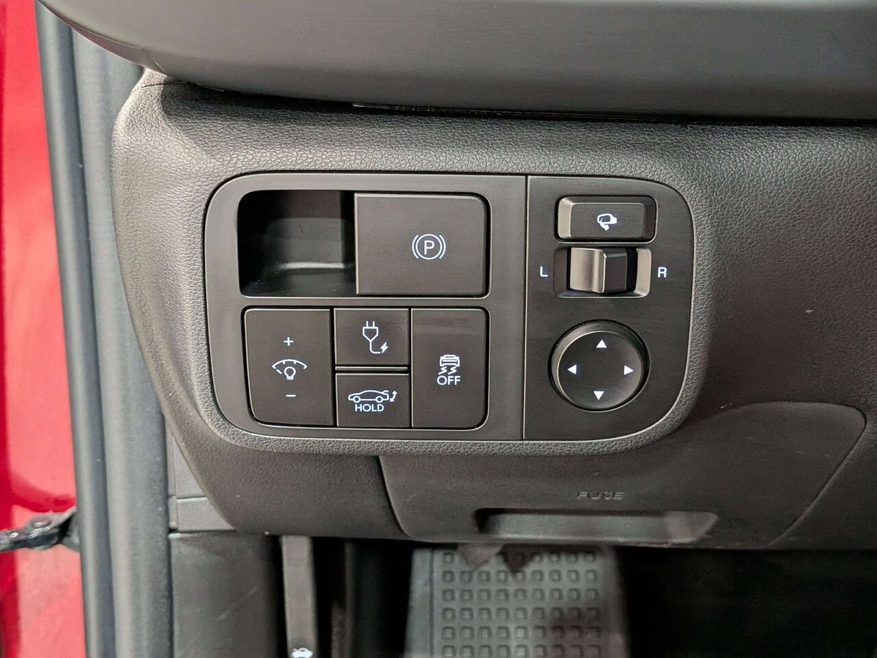 Hyundai IONIQ 6 2024 Rouge Val-David - photo #33
