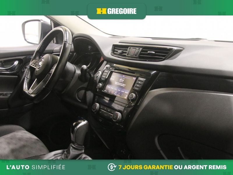 2019 Nissan Qashqai White Laval - photo #31