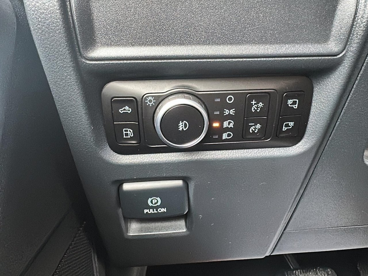 2025 Ford F-150 Blue Rouyn-Noranda - photo #17