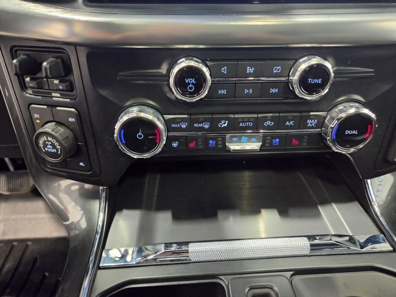 2022 Ford F-150 SUPERCREW LARIAT Black Châteauguay - photo #10