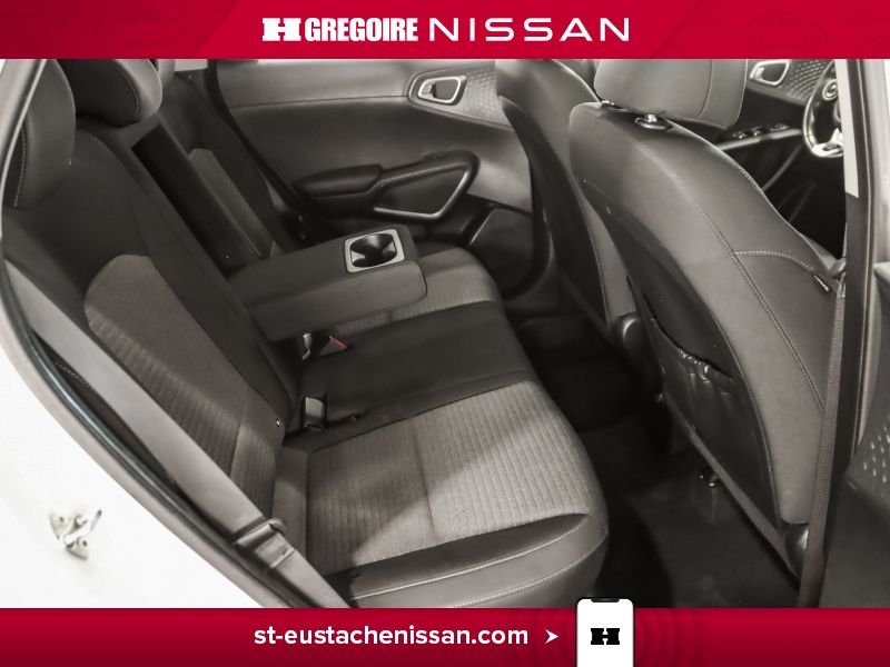 2022 Kia Soul White Saint-Eustache - photo #29