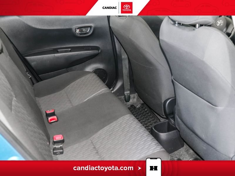 2014 Toyota Yaris Green Saint-Eustache - photo #26
