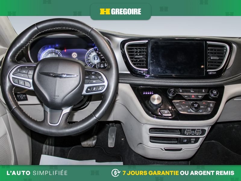 Chrysler Pacifica 2022 Noir Laval - photo #21
