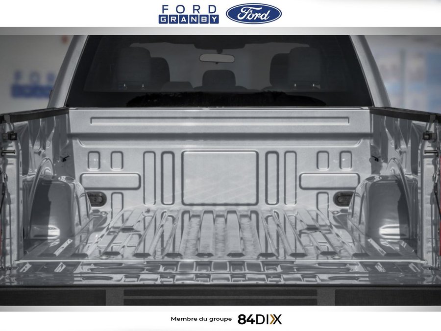 Ford F-150 XLT cabine SuperCrew 4RM caisse de 5,5 pi 2026 Gris carbonisé métallisé