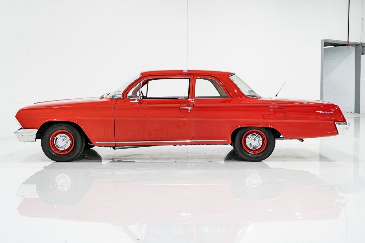 Chevrolet Biscayne Unrestored nearly all original parts 1962 Rouge Montréal - photo #47