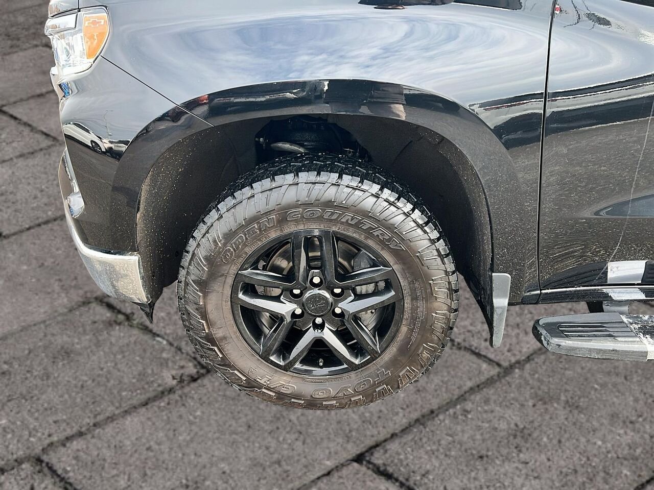 2022 Chevrolet Silverado 1500 Black Québec - photo #25