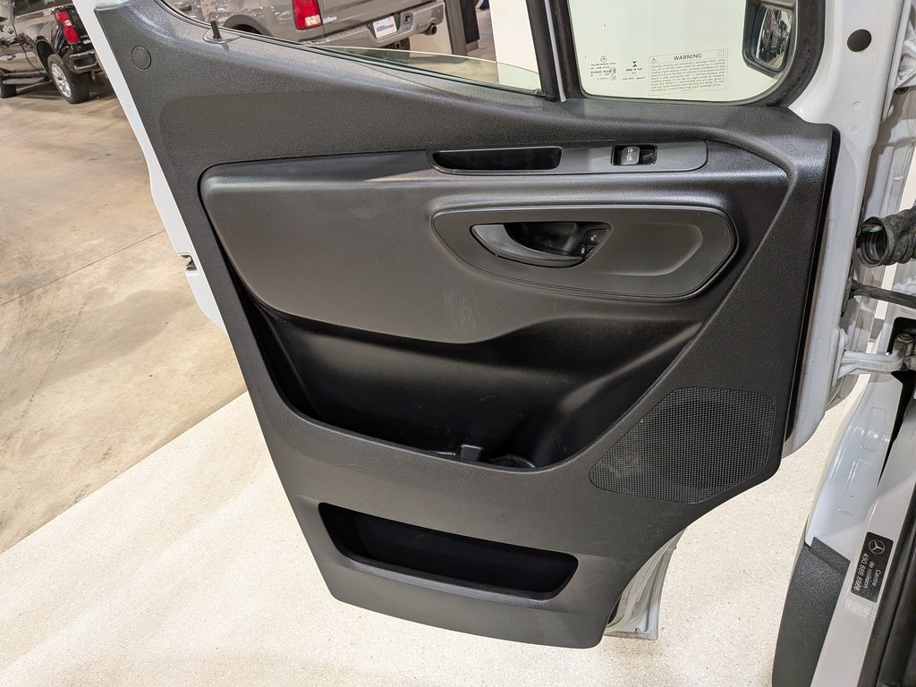2020 Mercedes-Benz Sprinter Van 2500 High Roof V6 144" White Val-David - photo #24
