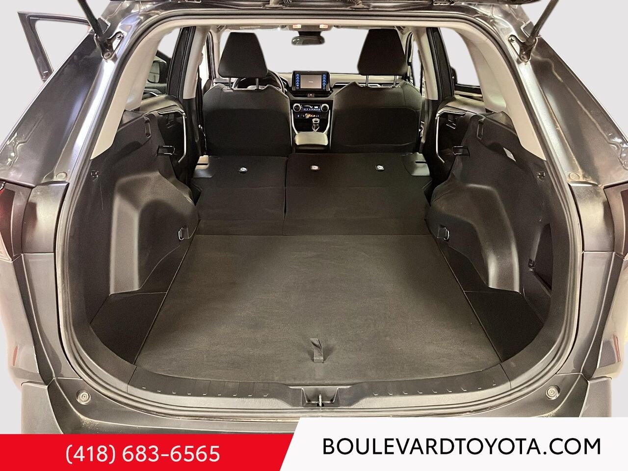 Toyota RAV4 100078A-59 | LE 2021 Gris Québec - photo #19