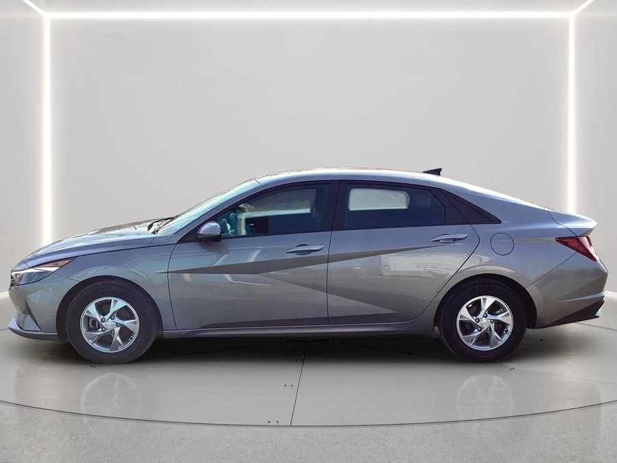 2023 Hyundai Elantra Essential IVT Grey